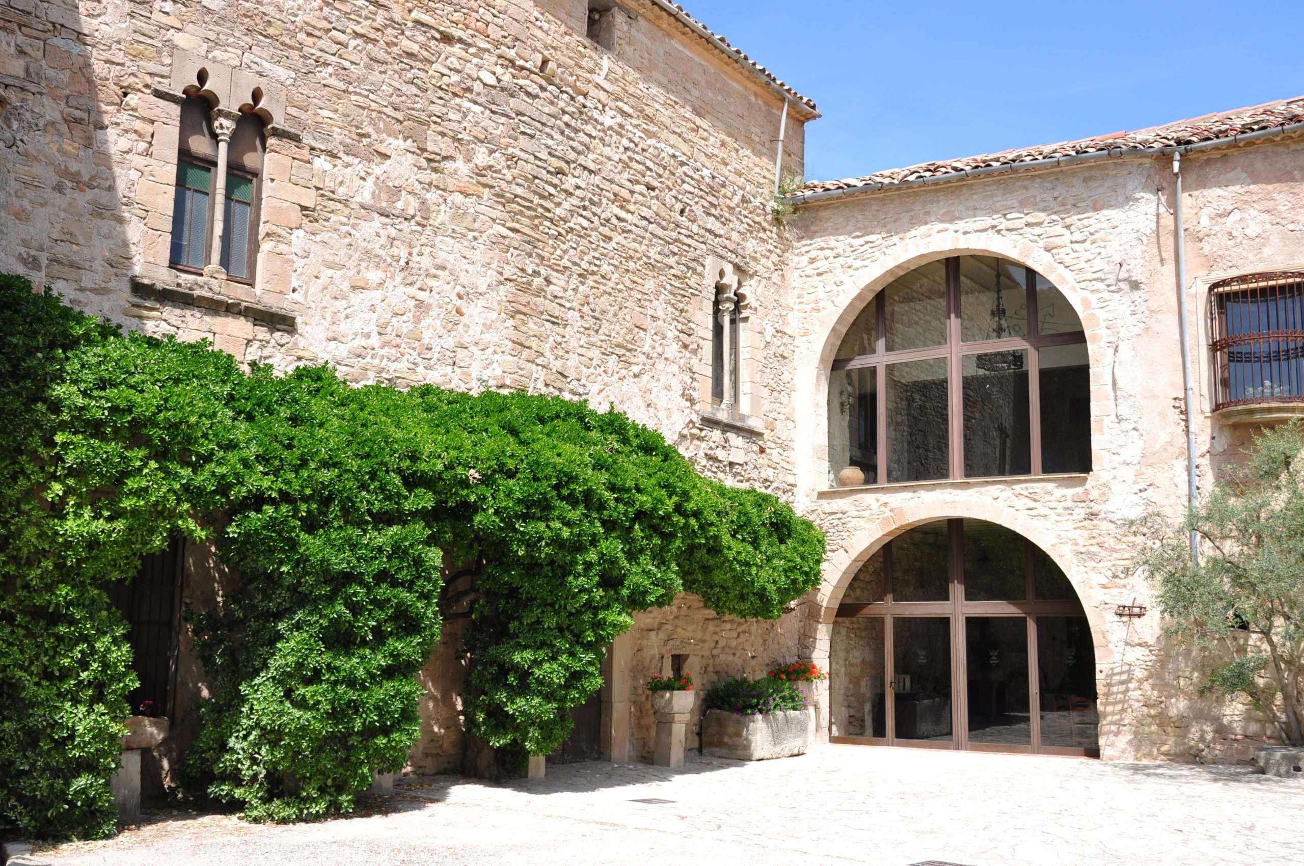 Pueblo medieval de Sant Martí de Tous.
