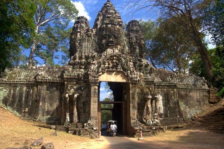 puerta este de Angkor Thom guia de los templos de angkor