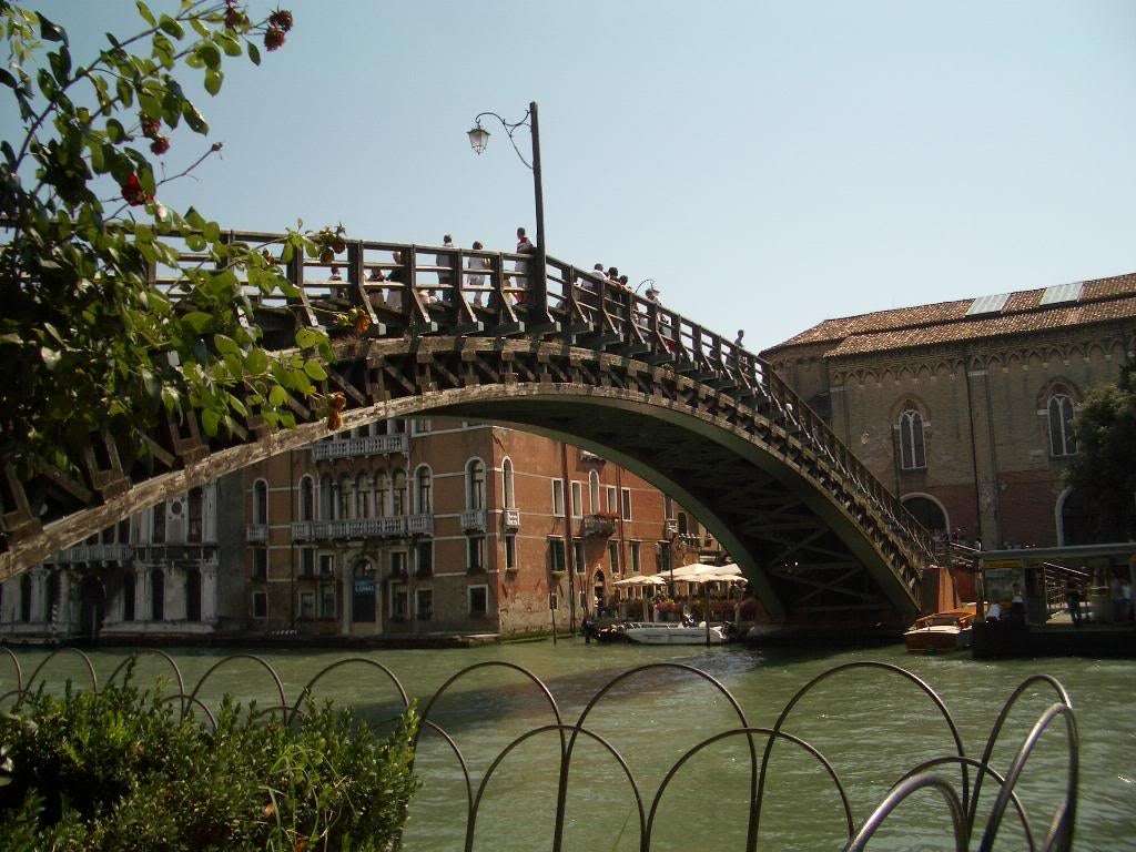 puente de la academia venecia italia