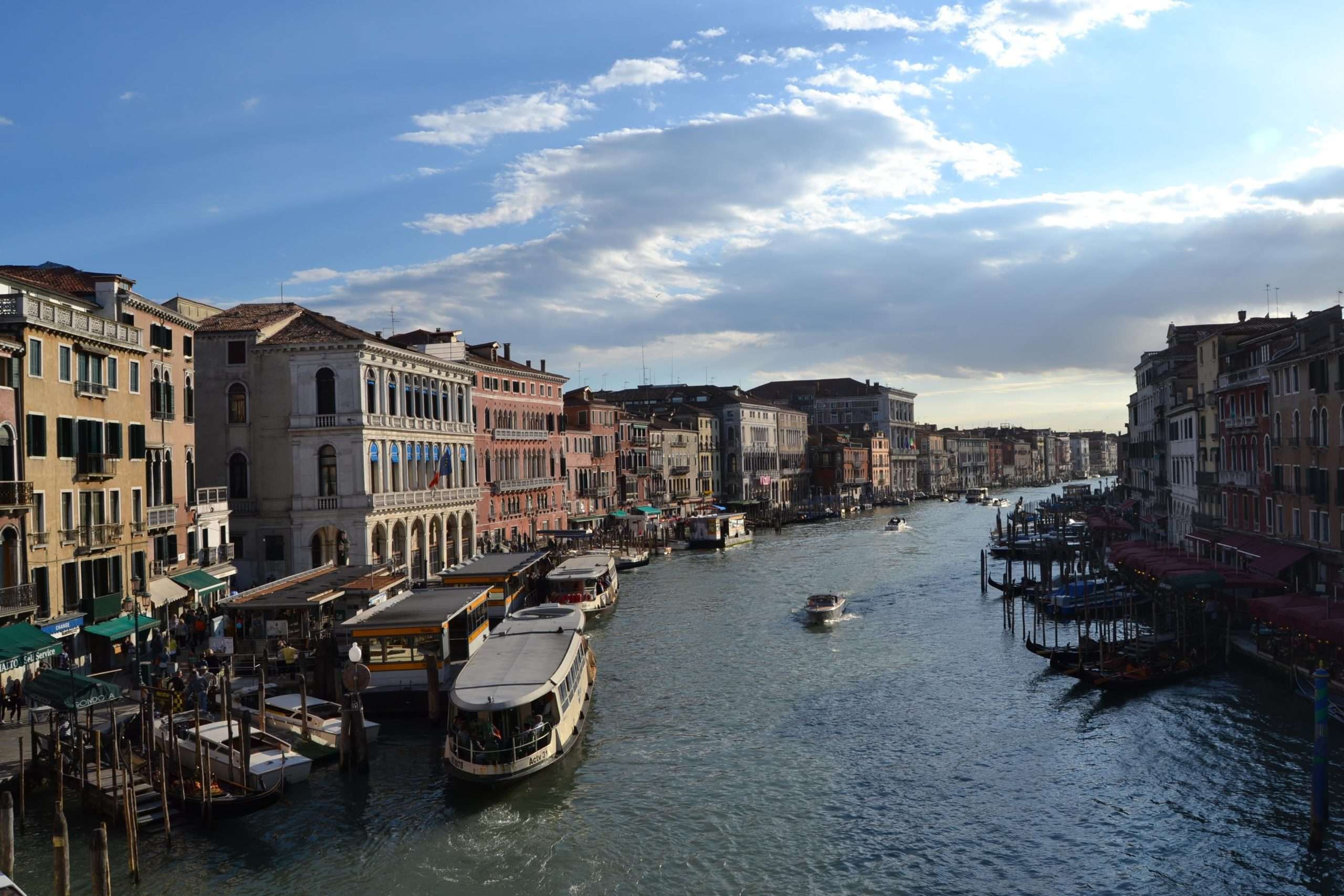 canales de venecia italia