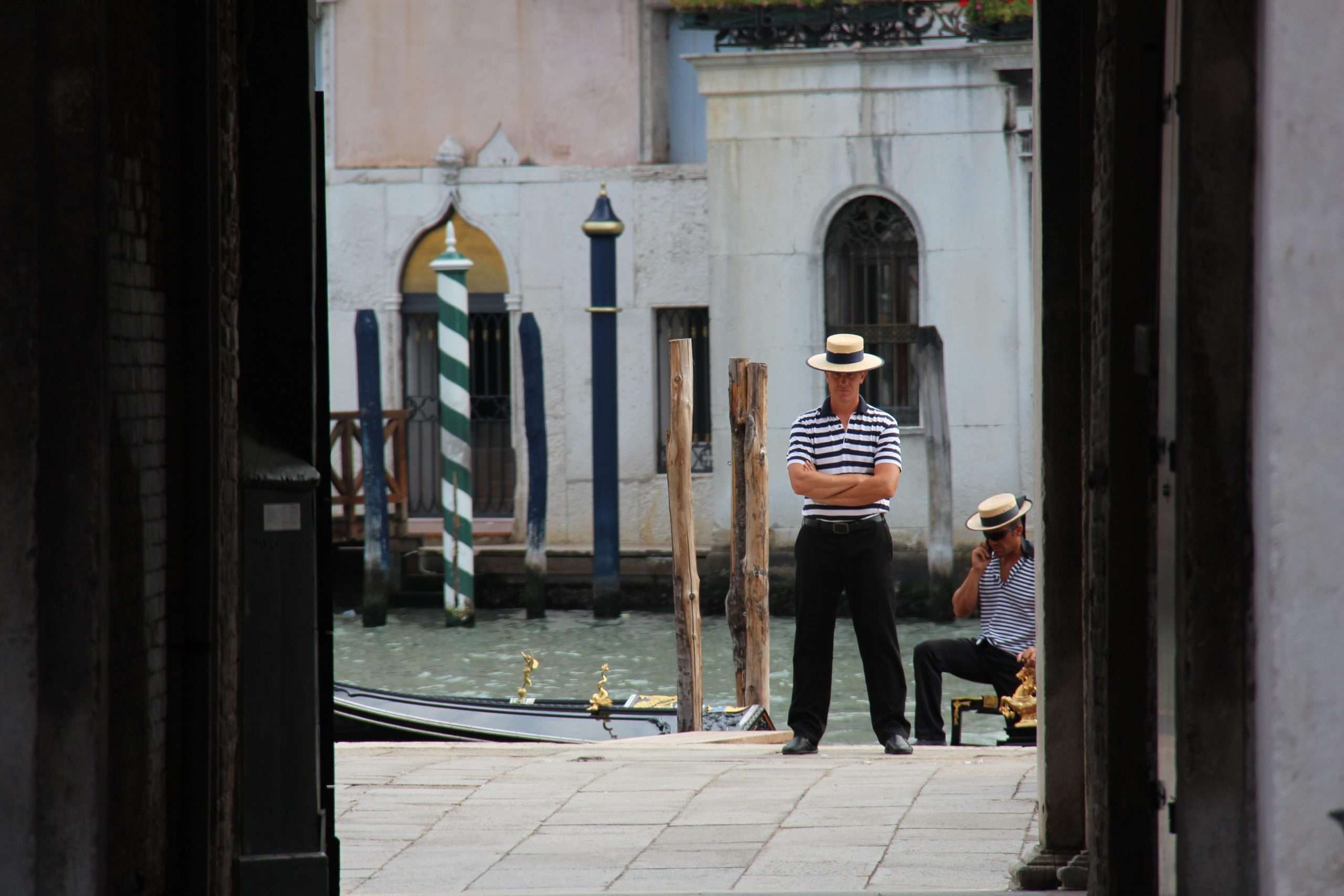 venecia italia paseo en gondola por los canales