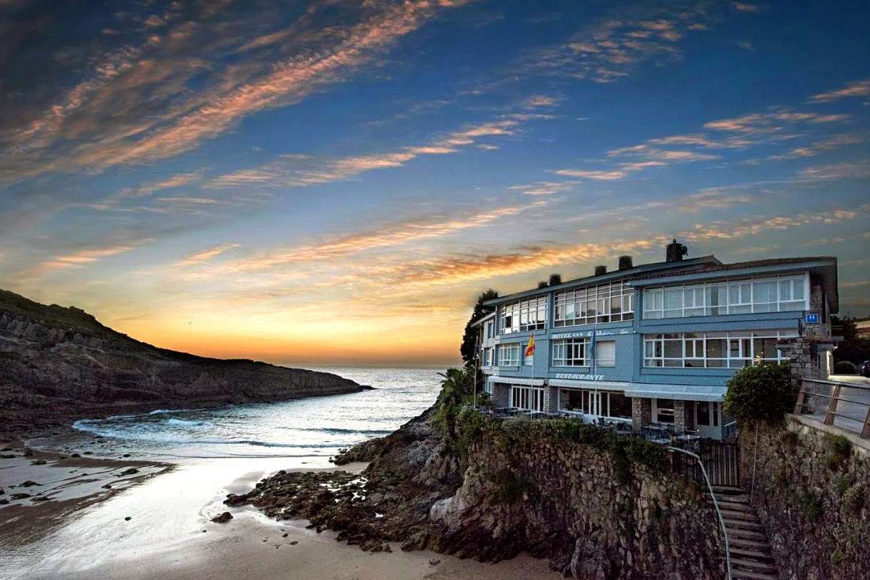 hoteles con vistas al mar en asturias