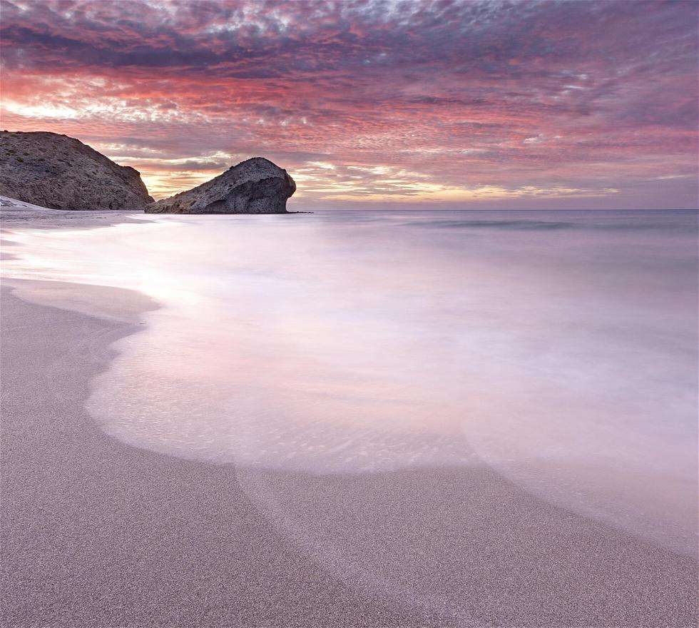 playa monsul sitios para visitar un fin de semana en andalucia