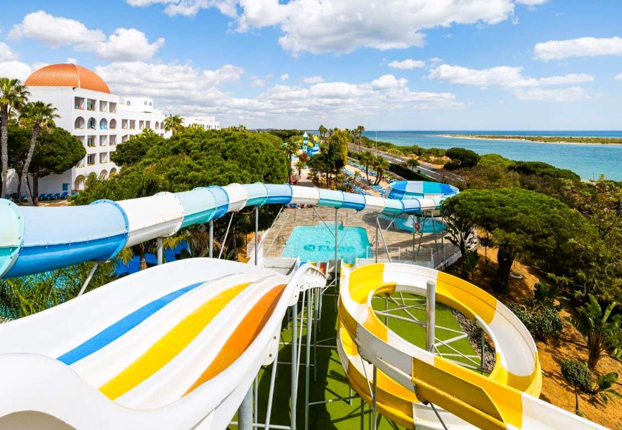 playacarta aquapark spa hotel alojamiento en huelva junto a la costa