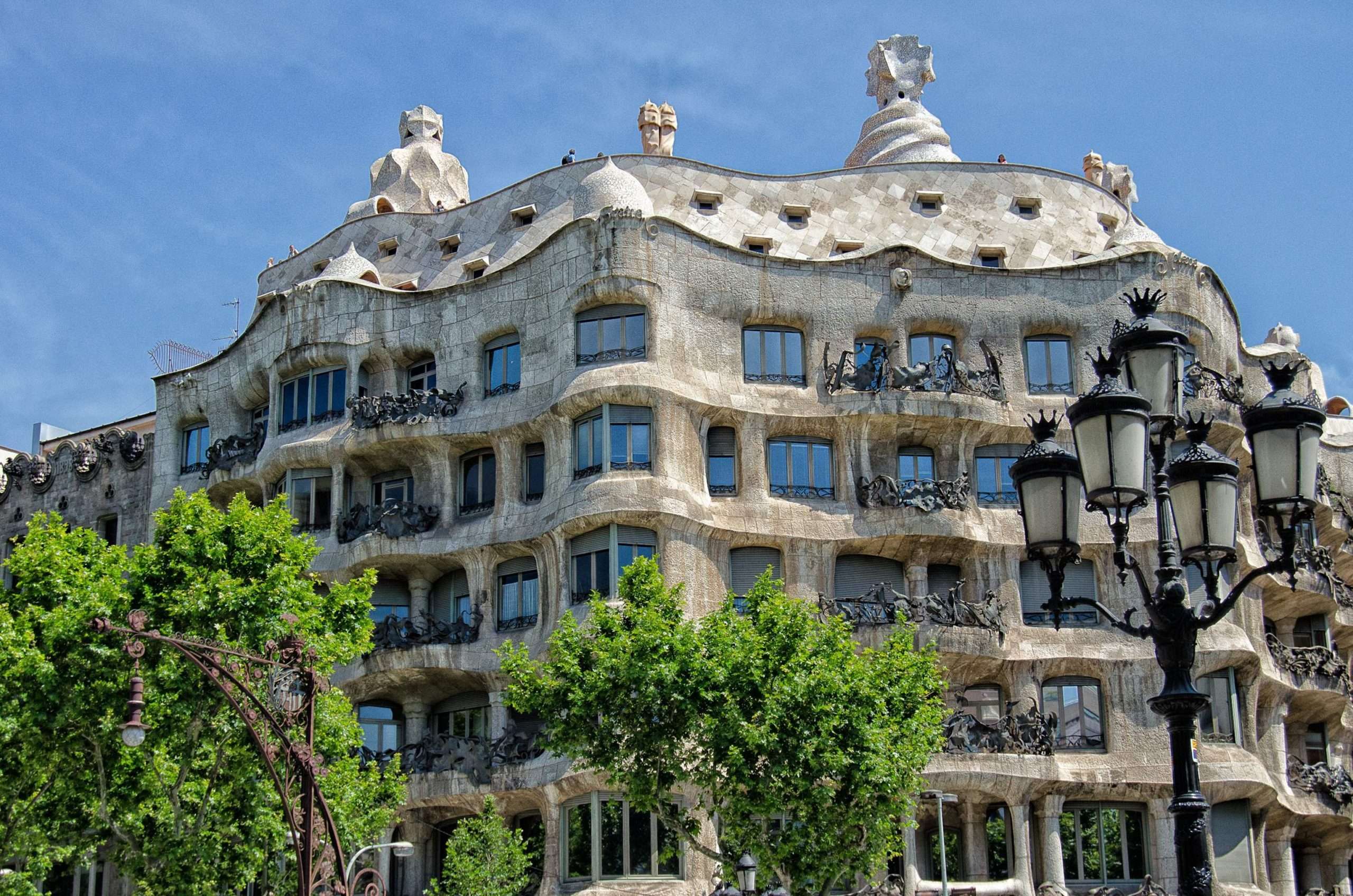 grandes obras de la arquitectura en barcelona